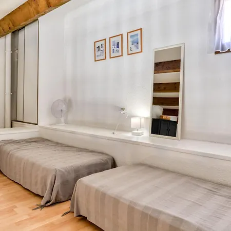 Apartment Baie Des Anges By Interhome Agde