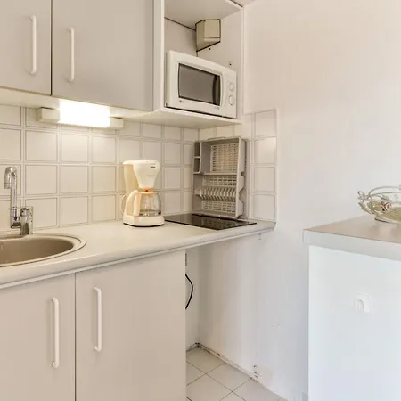 Baie Des Anges By Interhome